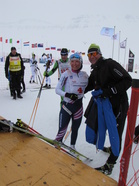 Tässä Islannin hiihtojen kuningatar Riitta-Liisa Roponen miehensä Toni Roposen kanssa.