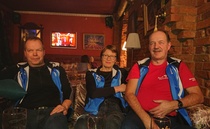 Veli Porri (vas), Eija Silvan ja Jarmo Lehtinen.